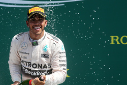 Le vainqueur Lewis Hamilton, Mercedes AMG F1 Team
