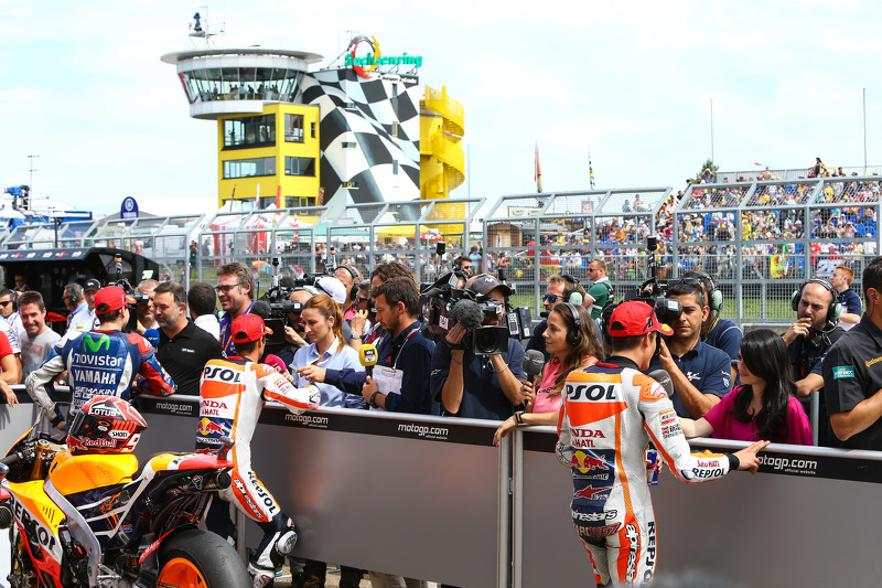 Marc Marquez, dan Dani Pedrosa, Repsol Honda Team, dan Jorge Lorenzo, Yamaha Factory Racing in parc 