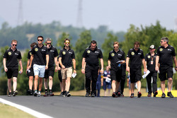 Джолион Палмер, Lotus F1 Team, Ромен Грожан, Lotus F1 Team