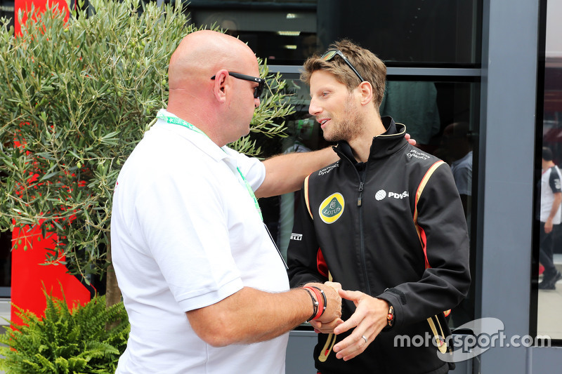 Philippe Bianchi, pai de Jules Bianchi, com Romain Grosjean, Lotus F1 Team