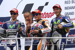 Podium : le vainqueur Marc Marquez, Repsol Honda Team, le deuxième Jorge Lorenzo, Yamaha Factory Racing, et le troisième Valentino Rossi, Yamaha Factory Racing