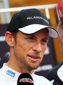 Дженсон Баттон, McLaren со СМИ