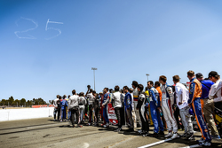 Pilotos honran a Justin Wilson