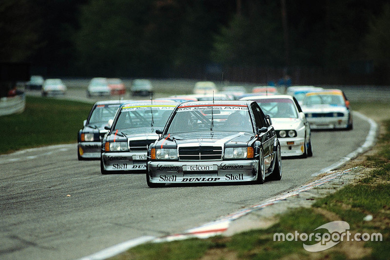 Start: AMG Mercedes-Benz 190 E 2.5-16 Evolution, lider