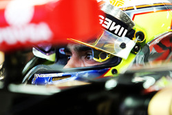 Pastor Maldonado, Lotus F1 E23