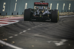 Romain Grosjean, Lotus F1 E23