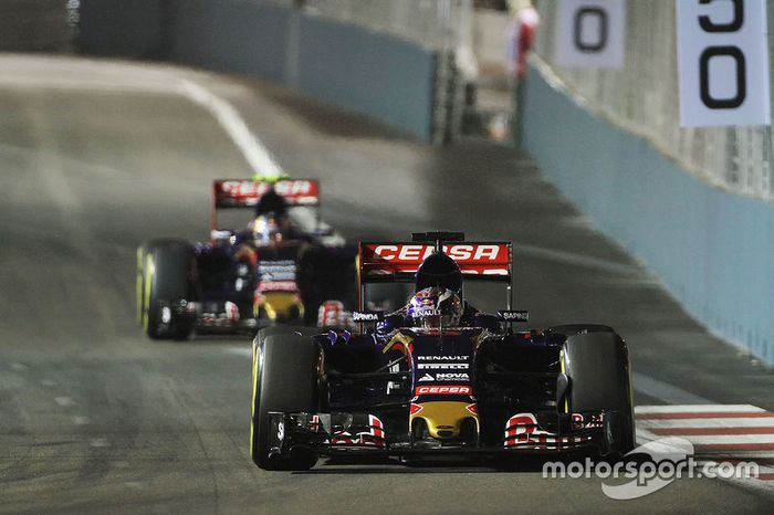 GP de Singapura, 2015: Verstappen não abre para Carlos Sainz