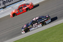 Michael Annett, HScott Motorsports Chevrolet y Justin Allgaier, HScott Motorsports Chevrolet