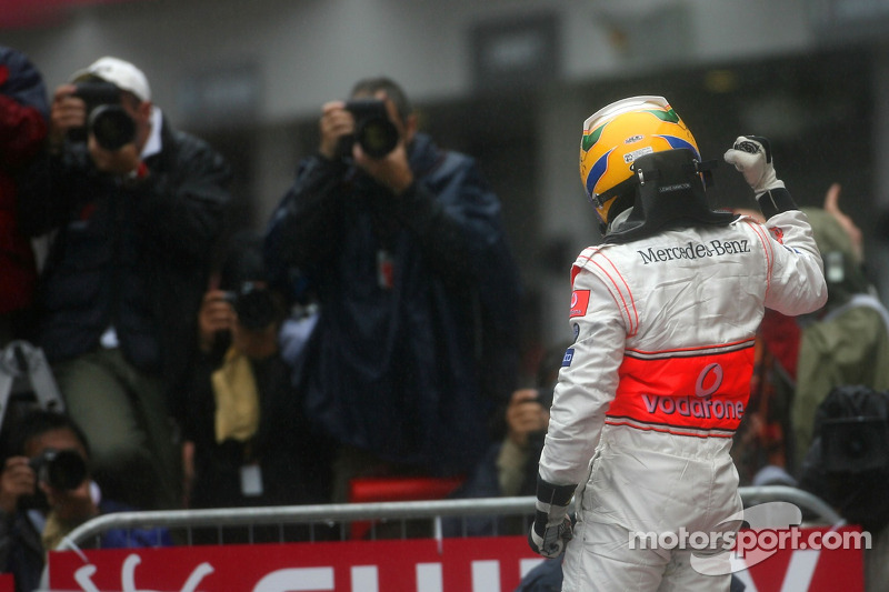2007 (en Fuji): Lewis Hamilton, (McLaren-Mercedes MP4-22)