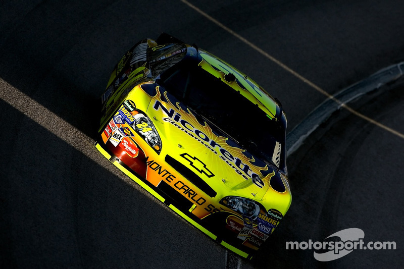 Jeff Gordon in Gelb