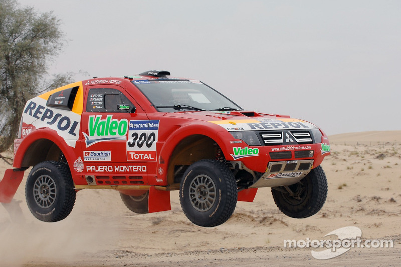 Repsol Mitsubishi Ralliart Team Mitsubishi Pajero/Montero Evolution