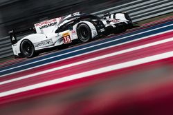 #18 Porsche Team Porsche 919 Hybrid: Romain Dumas, Neel Jani, Marc Lieb