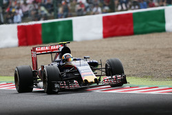 Carlos Sainz Jr., Scuderia Toro Rosso STR10