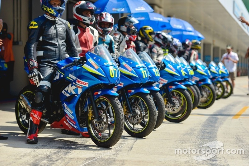 Учасники Suzuki Gixxer Cup