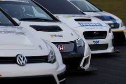 Volkswagen Golf TCR, Honda Civic TCR, Subaru WRX TCR, Seat Leon TCR
