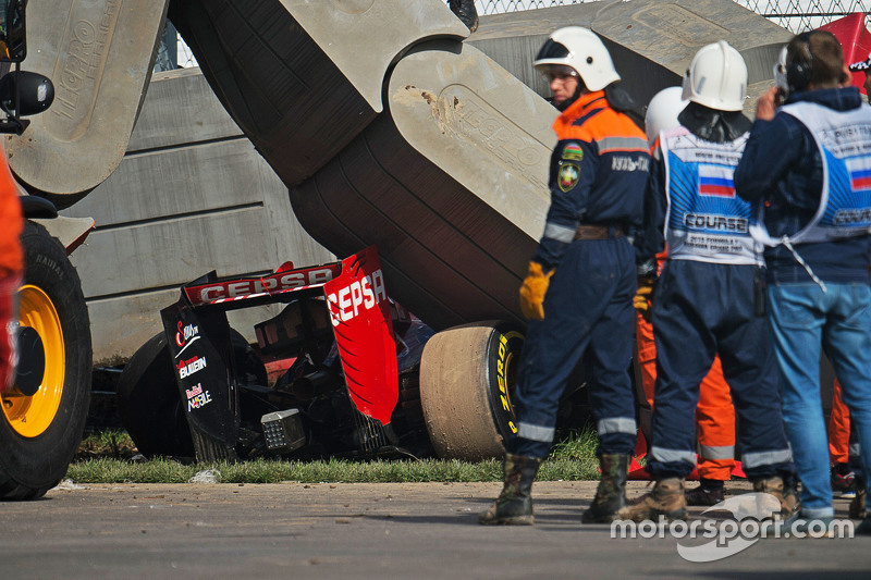 The Scuderia Toro Rosso STR10 of Carlos Sainz Jr., in the Tecpro barriers after he crashed in the th