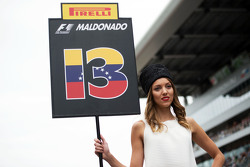 Chica de la parilla para Pastor Maldonado, Lotus F1 Team