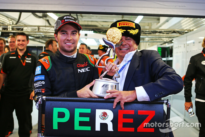 Sergio Pérez, Sahara Force India F1 celebra su tercera posición con su padre Antonio Pérez