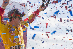 Race winnaar Joey Logano, Team Penske Ford