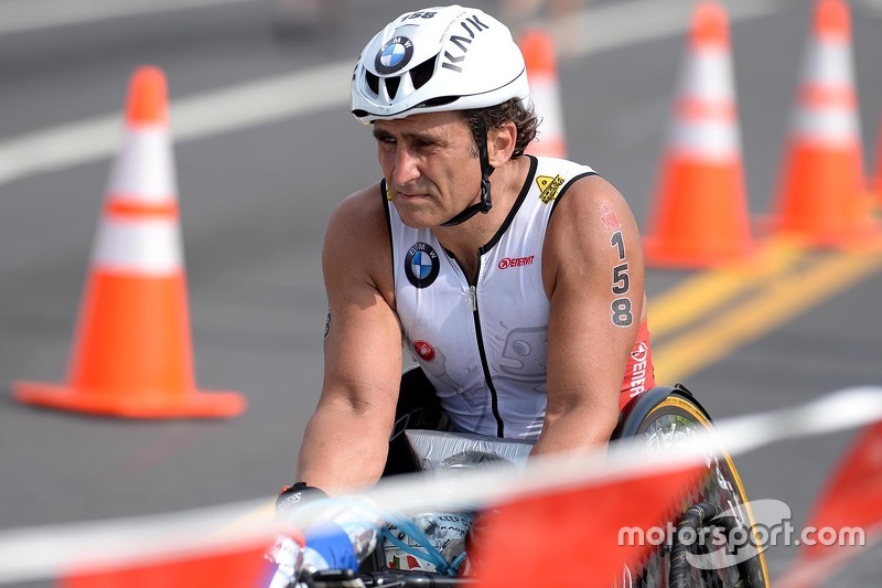 Alex Zanardi in Ironman Hawaii