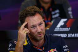 Christian Horner, Red Bull Racing teambaas in de FIA persconferentie