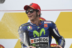 Podium: tercer lugar, Valentino Rossi, Yamaha Factory Racing