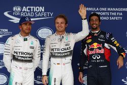Calificación: ganador de la pole Nico Rosberg, Mercedes AMG F1, segundo lugar Lewis Hamilton, Merced