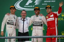 The podium: Second place Nico Rosberg, Mercedes AMG F1, Race winner and World Champion Lewis Hamilton, Mercedes AMG F1, and third place Sebastian Vettel, Ferrari