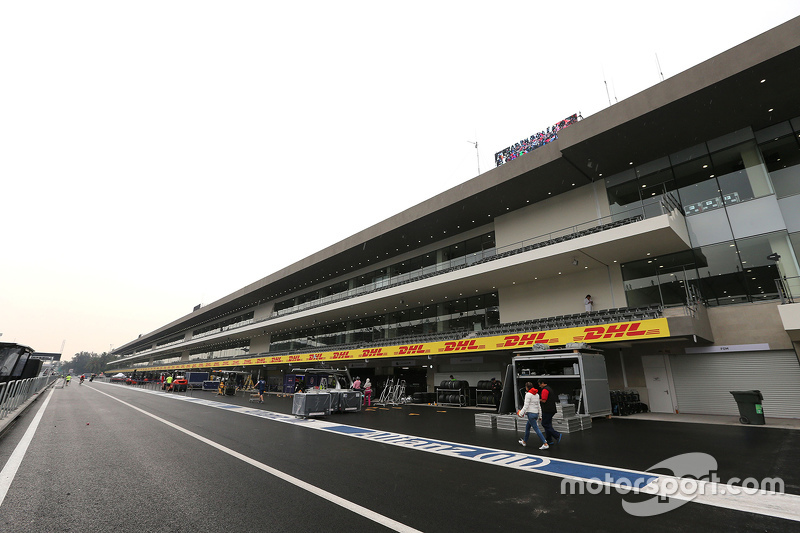 Pitlane