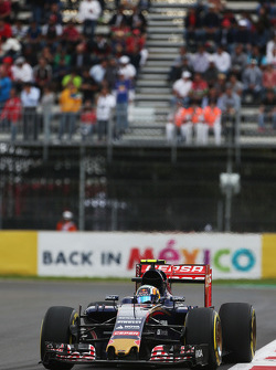 Carlos Sainz Jr., Scuderia Toro Rosso STR10
