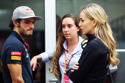 Carlos Sainz Jr., Scuderia Toro Rosso com Carmen Jorda