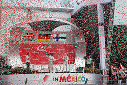 Podio: Lewis Hamilton, Mercedes AMG F