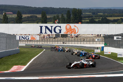 Pace lap: Romain Grosjean