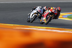 Marc Marquez, Repsol Honda Team, und Nicky Hayden, Aspar MotoGP Team