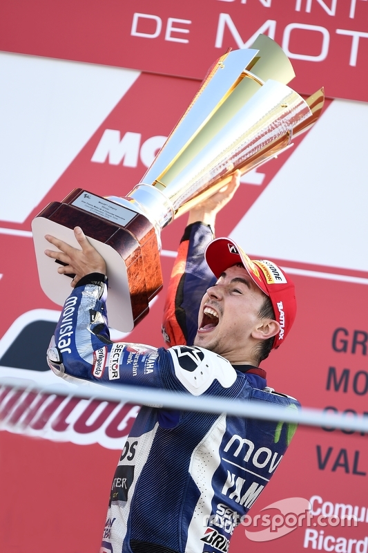 Podium: Winner and 2015 MotoGP Champion Jorge Lorenzo, Yamaha Factory Racing