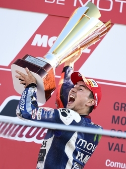 Podium: Winner and 2015 MotoGP Champion Jorge Lorenzo, Yamaha Factory Racing