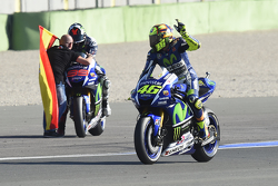 Valentino Rossi, Yamaha Factory Racing, mit 1. und Weltmeister Jorge Lorenzo, Yamaha Factory Racing