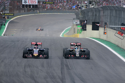 Romain Grosjean, Lotus F1 Team en Max Verstappen, Scuderia Toro Rosso