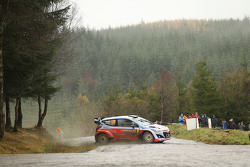 Тьерри Невилль и Николя Жильсуль, Hyundai i20 WRC, Hyundai Motorsport