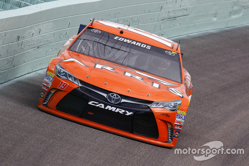 Startnummer 19: Carl Edwards (Gibbs-Toyota)