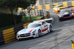 Maro Engel, Mercedes AMG Driving Academy, Mercedes-Benz SLS AMG GT3