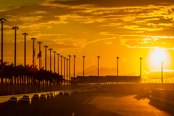 Rennaction bei Sonnenuntergang