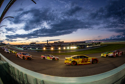 Kevin Harvick, Stewart-Haas Racing Chevrolet; Kyle Busch, Joe Gibbs Racing Toyota; Joey Logano, Team