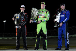 1. NASCAR Truck Erik Jones, 1. NASCAR Sprint-Cup Kyle Busch, 1. NASCAR Xfinity Chris Buescher
