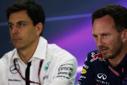 CChristian Horner, jefe de equipo de carreras de Red Bull Racing Team t Toto Wolff, Mercedes AMG F1