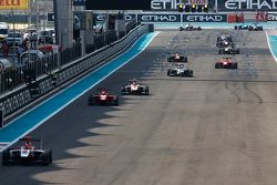 Virtual Safety Car, as Esteban Ocon, ART Grand Prix, Kevin Ceccon, Arden International y Marvin Kirc