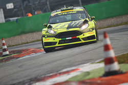 Valentino Rossi e Carlo Cassina, Ford Fiesta