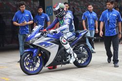 Jorge Lorenzo, Yamaha Factory Racing con le Yamaha YZF-R3