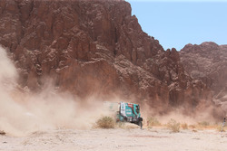 #501 Iveco: Gerard de Rooy, Moises Torrallardona, Darek Rodewald