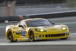 V8车队333号克尔维特C6.R:尼基·帕斯托雷利、亚历克斯·范特霍夫、里克·阿布里施、沃尔夫·内森、米格尔·拉莫斯